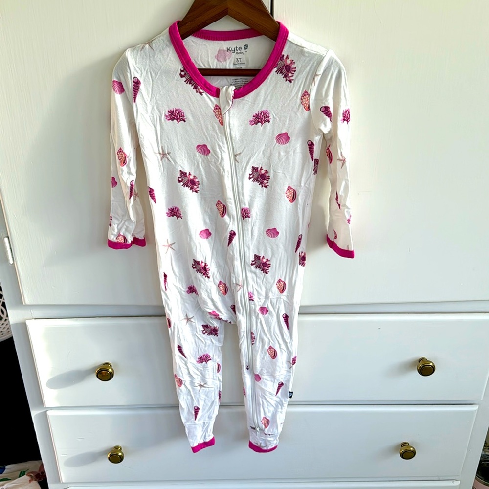 Kyte Baby Zippered Romper